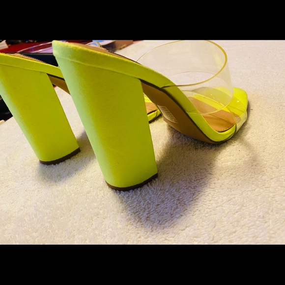 Brand New Neon Lime Heels - Size 6.5 M - Heel Height 4.5 “ - box 4 - Picture 6 of 7